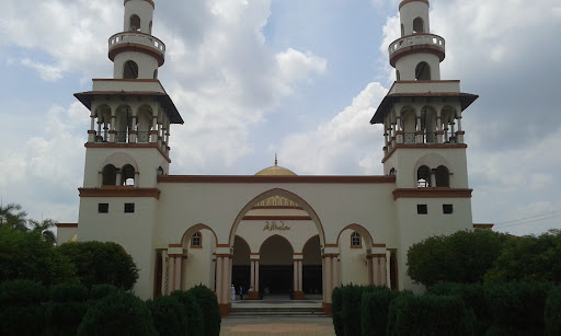 Masjid Al-Azhar, UIS