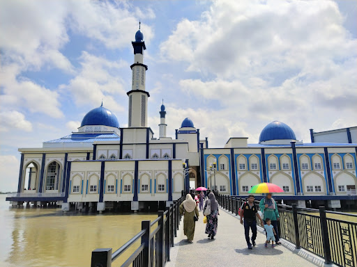 Masjid Tuminah Hamidi (Masjid Utama Daerah) Masjid Tuminah Hamidi (Masjid Utama Daerah)