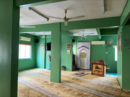 Surau Al-Munawwar Taman Tropika Surau Al-Munawwar Taman Tropika