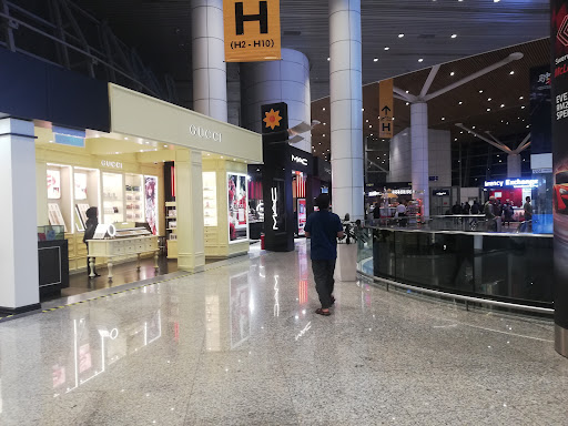Female Muslim Prayer Room, Departure Hall KLIA, Sepang. Female Muslim Prayer Room, Departure Hall KLIA, Sepang.
