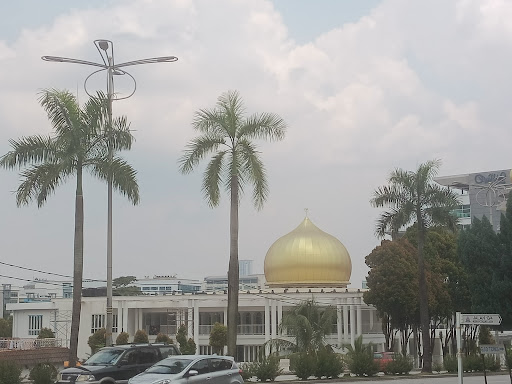 Masjid Tun Abdul Aziz (Masjid Bulat) Masjid Tun Abdul Aziz (Masjid Bulat)