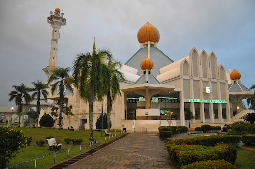 Masjid Universiti Sultan Zainal Abidin (UniSZA) (Masjid Utama) Masjid Universiti Sultan Zainal Abidin (UniSZA) (Masjid Utama)