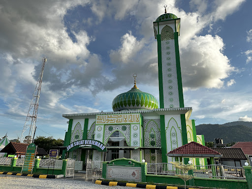 Al-Muqarrobin Mosque (Town Mosque) Al-Muqarrobin Mosque (Town Mosque)