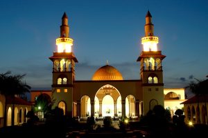 Masjid Al-Azhar, UIS