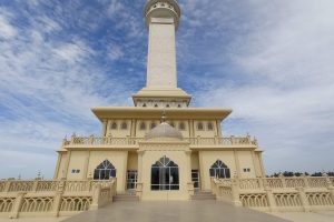 Masjid Al-Islamiah Borneo Samudera Pinawantai