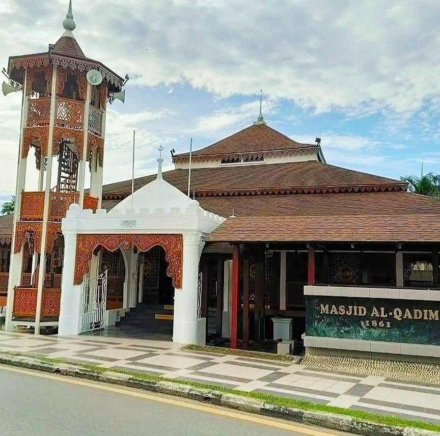 Masjid Al Qadim, Jalan Penarak, Kuah. 1 masjid al qadim jalan penarak kuah