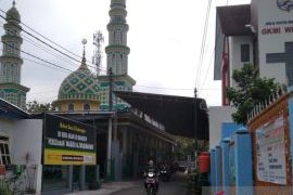 Masjid AlQaryataini Kampung Gaung