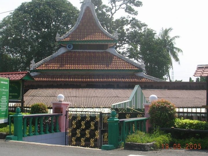 Masjid Batu 10 Tangga Batu Kecil 1 masjid batu 10 tangga batu kecil