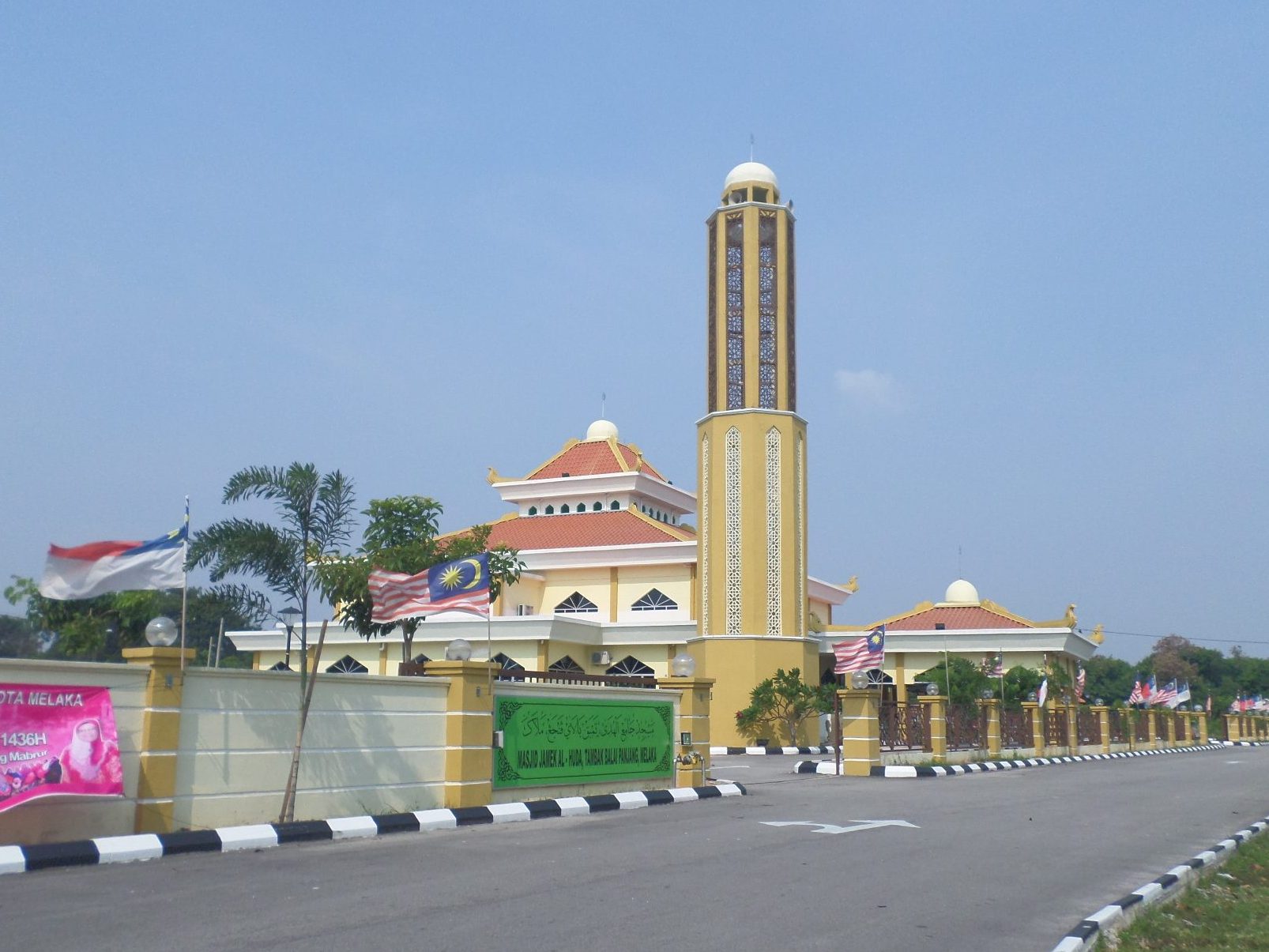 masjid jamek al huda sungai bakau
