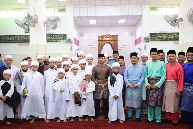 Masjid Kampung Dato' Abdul Rahman Yassin Kluang 1 masjid kampung dato abdul rahman yassin kluang 1