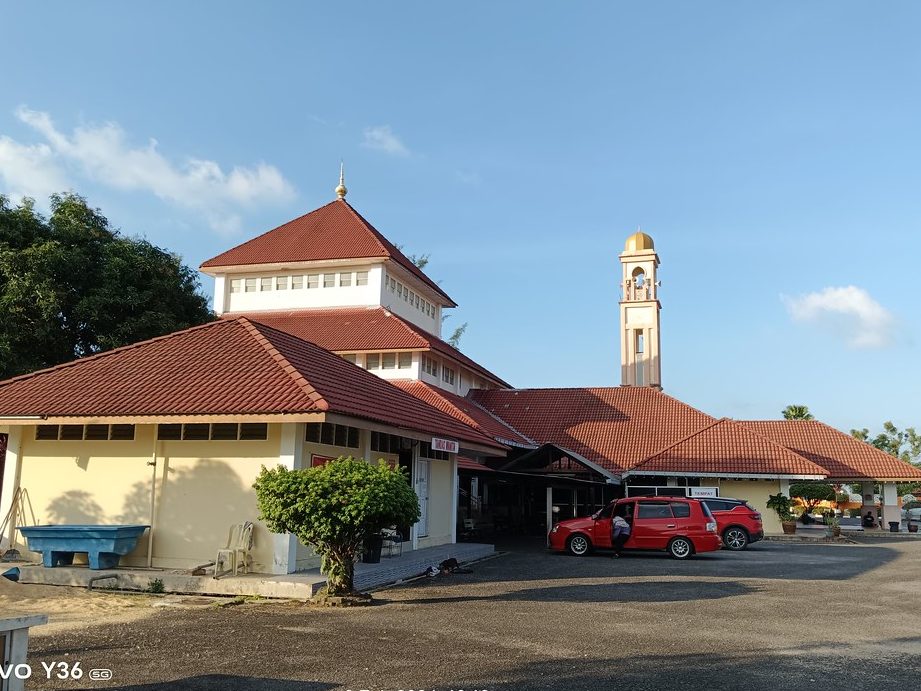 masjid kampung rantau abang