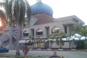 Masjid Saidina Uthman Ibn Affan,Kampung Marhum,Pekan.