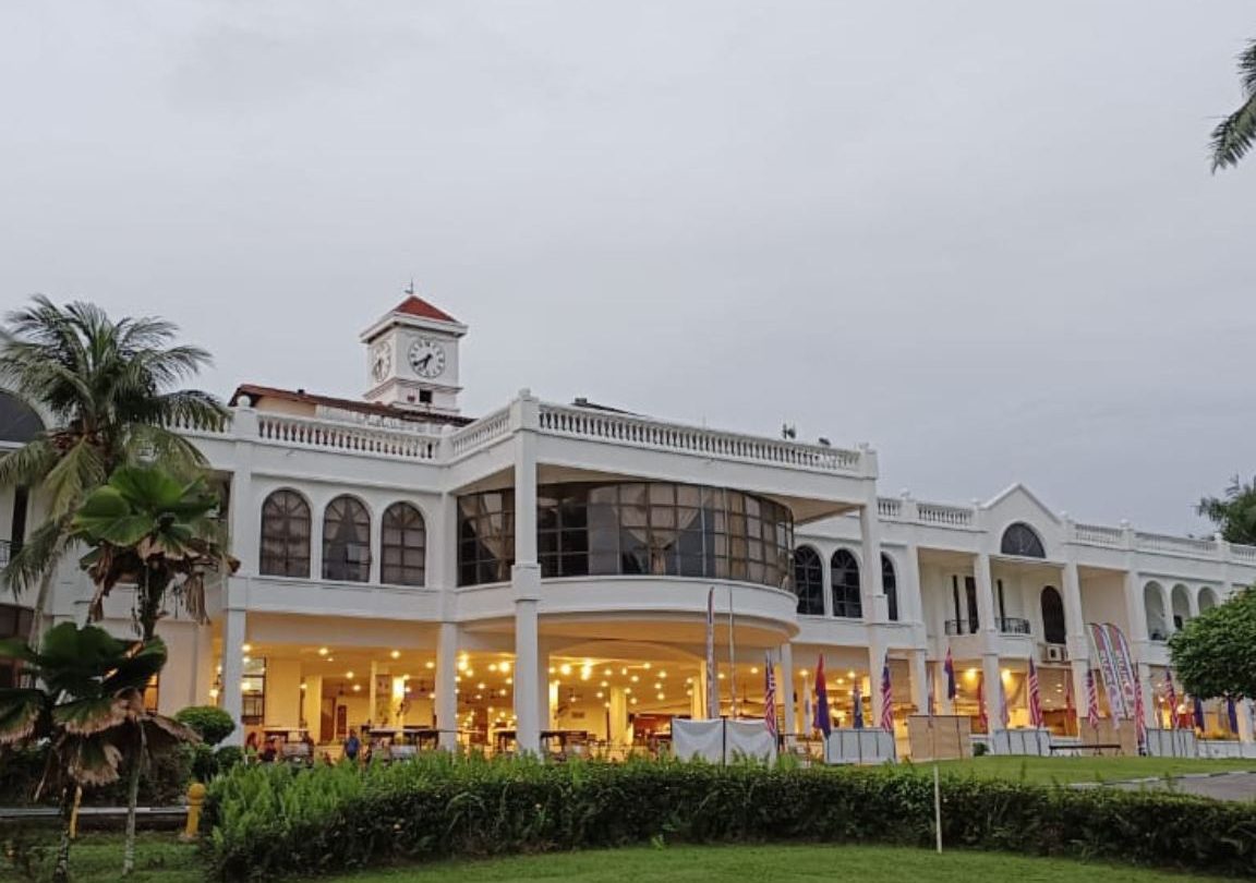 masjid taman tanjung puteri resort
