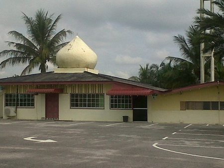 surau parit besar laut