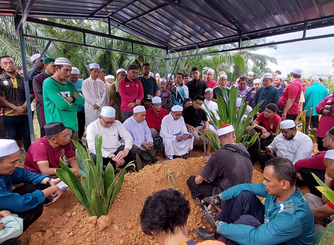tanah perkuburan islam masjid jamek nibong tebal